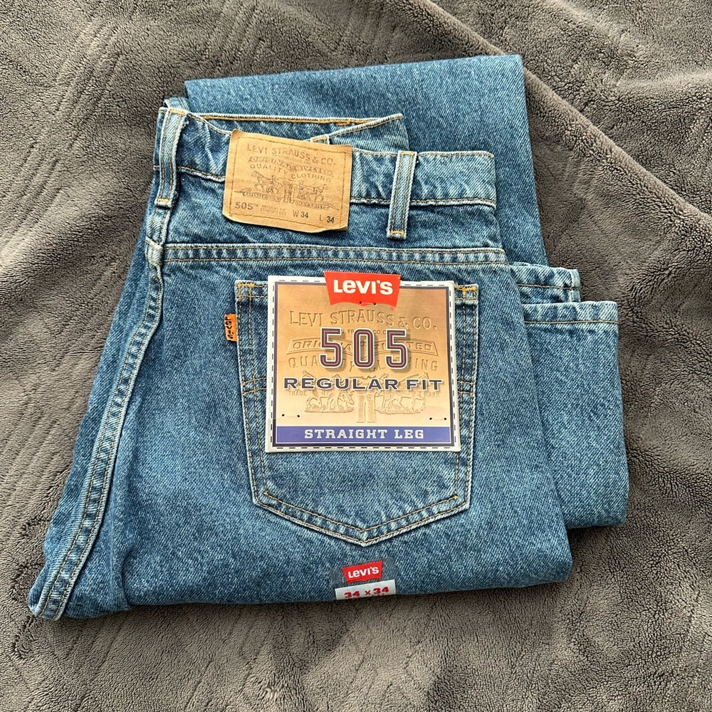 Levi’s 505 Straight Leg Jean